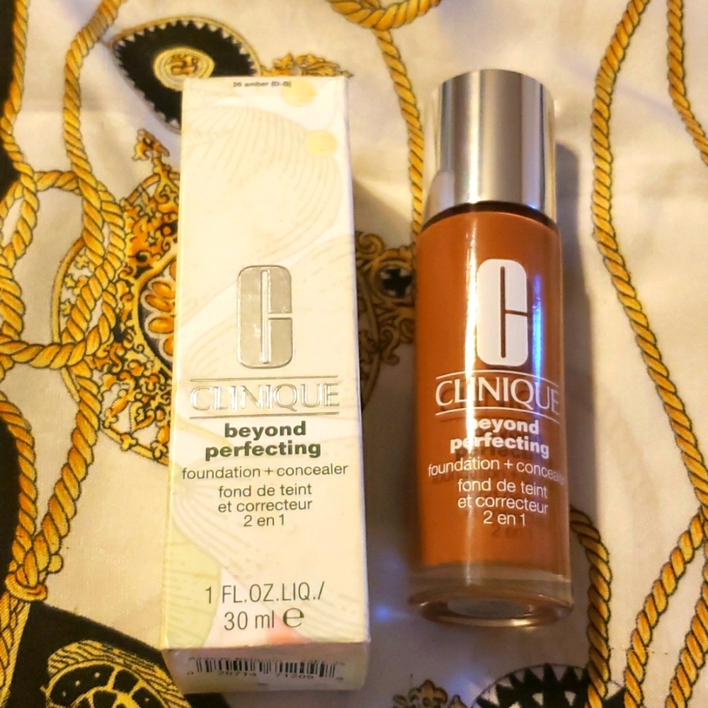 Clinique foundation// brand new